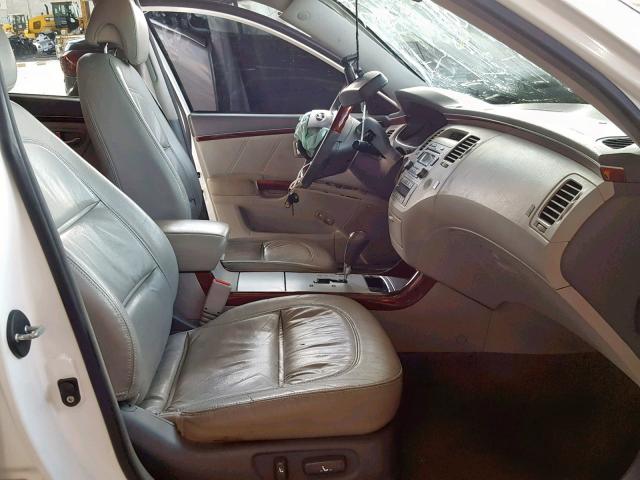 KMHFC46F48A311386 - 2008 HYUNDAI AZERA SE WHITE photo 5