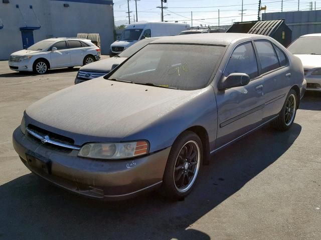 1N4DL01D9YC163546 - 2000 NISSAN ALTIMA XE BLUE photo 2