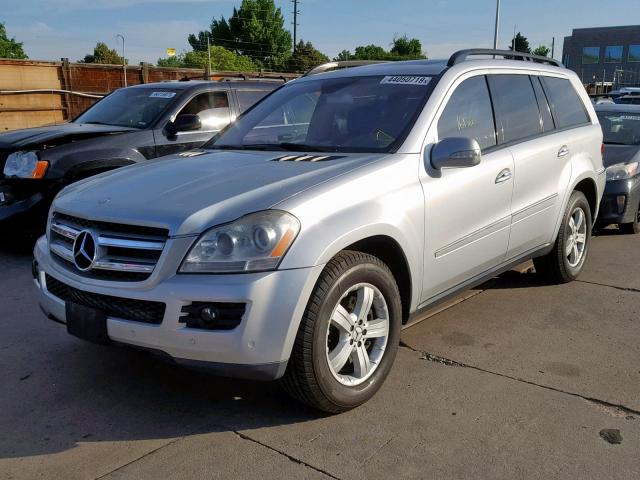 4JGBF71E07A189419 - 2007 MERCEDES-BENZ GL 450 4MA SILVER photo 2