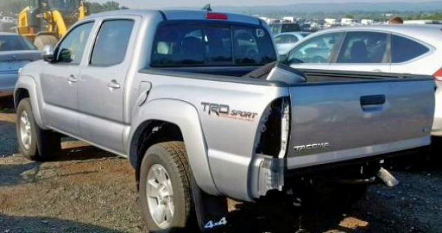 3TMLU4EN7FM196747 - 2015 TOYOTA TACOMA DOU SILVER photo 3