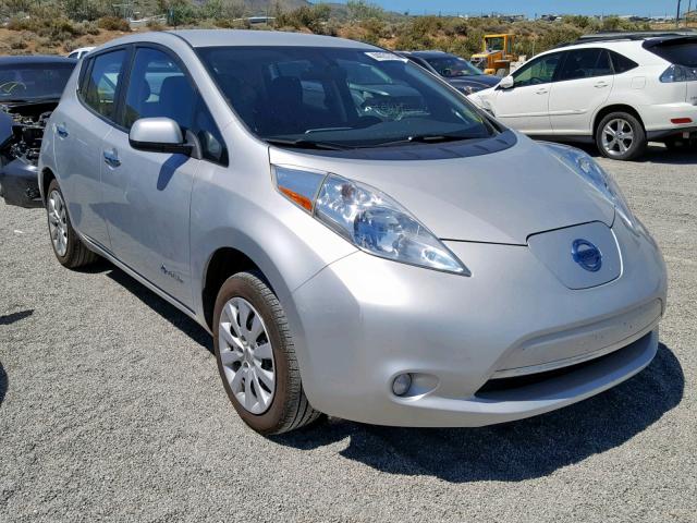 1N4AZ0CP7DC400988 - 2013 NISSAN LEAF S WHITE photo 1