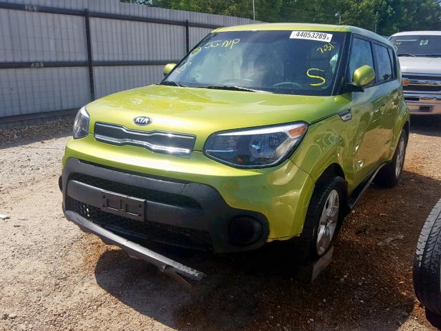 KNDJN2A23K7912536 - 2019 KIA SOUL GREEN photo 2