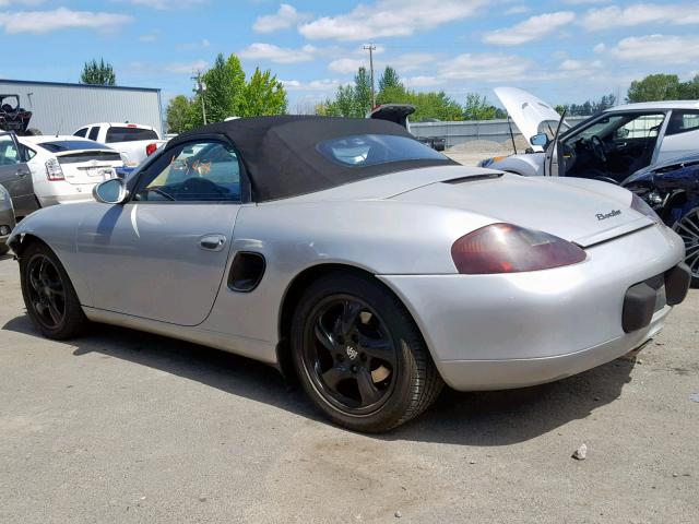 WP0CA29821U626013 - 2001 PORSCHE BOXSTER SILVER photo 3