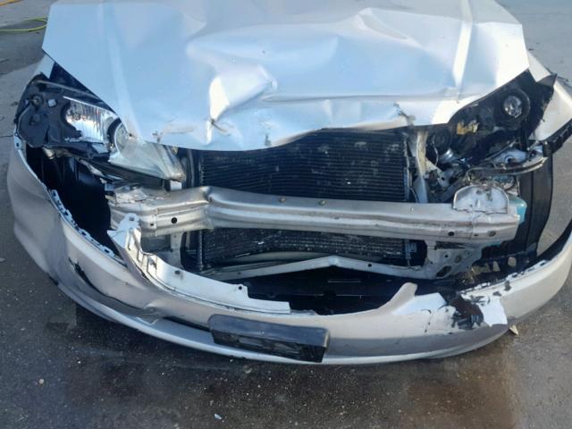 2HGES16335H626167 - 2005 HONDA CIVIC DX V SILVER photo 9