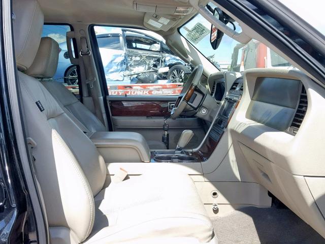 5LMJJ3H53BEJ09652 - 2011 LINCOLN NAVIGATOR BLACK photo 5