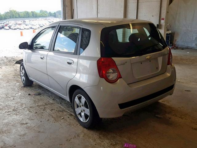 KL1TD66E79B351455 - 2009 CHEVROLET AVEO LS SILVER photo 3