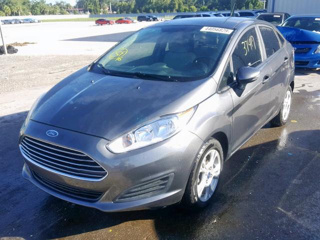 3FADP4BJ2FM166672 - 2015 FORD FIESTA SE GRAY photo 2