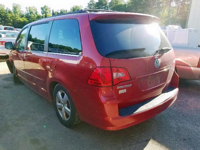 2V8HW34119R552345 - 2009 VOLKSWAGEN ROUTAN SE RED photo 3