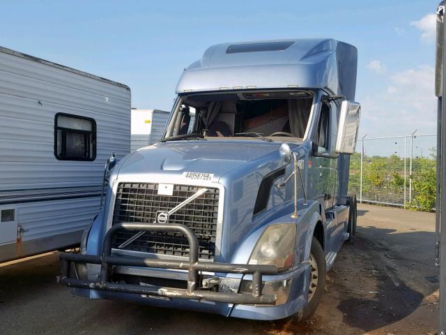 4V4NC9TH8CN543059 - 2012 VOLVO VN VNL BLUE photo 2