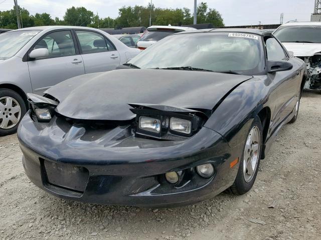 2G2FS22K922120285 - 2002 PONTIAC FIREBIRD BLACK photo 2