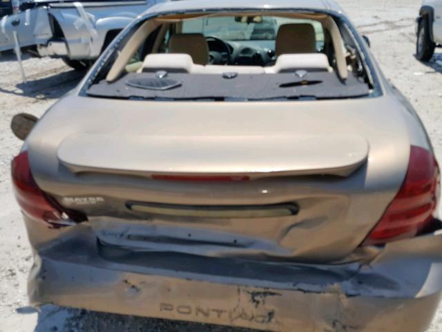 2G2WP552X61246911 - 2006 PONTIAC GRAND PRIX GOLD photo 9