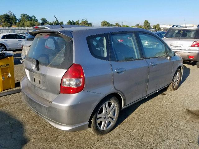 JHMGD38627S023323 - 2007 HONDA FIT S GRAY photo 4