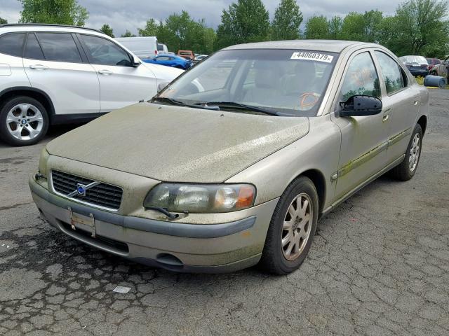 YV1RS61R512012954 - 2001 VOLVO S60 GOLD photo 2