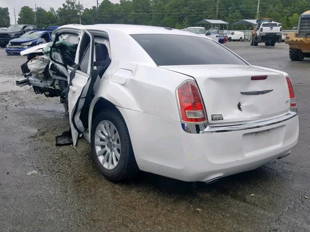 2C3CCAAG2CH312539 - 2012 CHRYSLER 300 WHITE photo 3