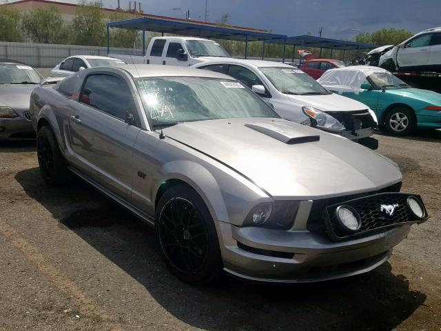 1ZVHT82H895119469 - 2009 FORD MUSTANG GT GRAY photo 1