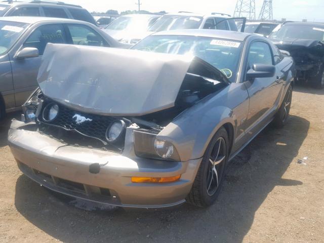 1ZVFT82H955177544 - 2005 FORD MUSTANG GT TAN photo 2