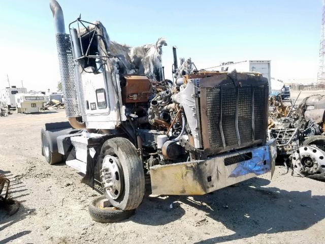 1XKDA08XXAJ267873 - 2010 KENWORTH CONSTRUCTI BURN photo 1