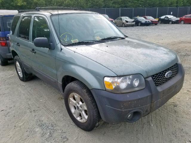 1FMCU93ZX5KD15282 - 2005 FORD ESCAPE XLT GREEN photo 1