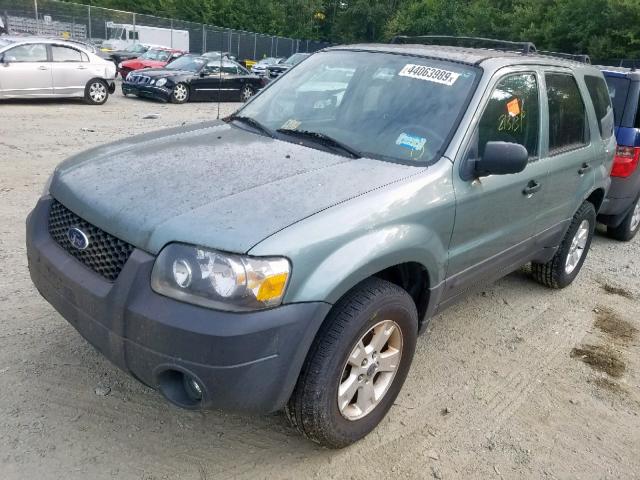 1FMCU93ZX5KD15282 - 2005 FORD ESCAPE XLT GREEN photo 2
