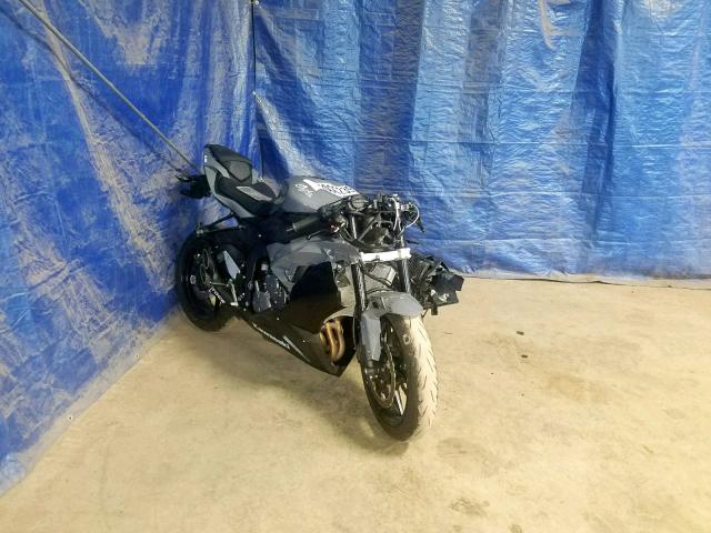 JKBZXJH14KA002844 - 2019 KAWASAKI ZX636 K GRAY photo 1