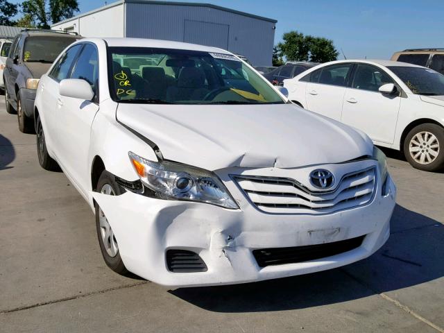 4T1BF3EK4AU570866 - 2010 TOYOTA CAMRY BASE WHITE photo 1