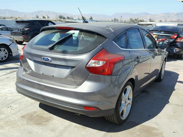 1FADP3N22EL463844 - 2014 FORD FOCUS TITA GRAY photo 4