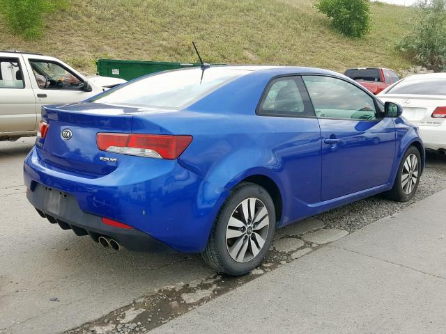 KNAFU6A26D5657196 - 2013 KIA FORTE EX BLUE photo 4