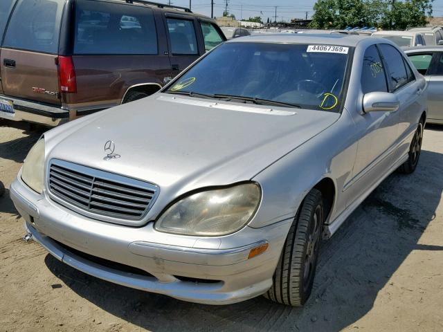 WDBNG70J42A242434 - 2002 MERCEDES-BENZ S 430 SILVER photo 2