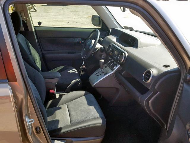 JTLZE4FE4CJ011668 - 2012 TOYOTA SCION XB 棕色 照片 5