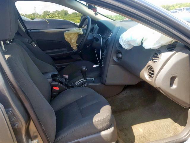 2G2WP522X51195686 - 2005 PONTIAC GRAND PRIX GRAY photo 5