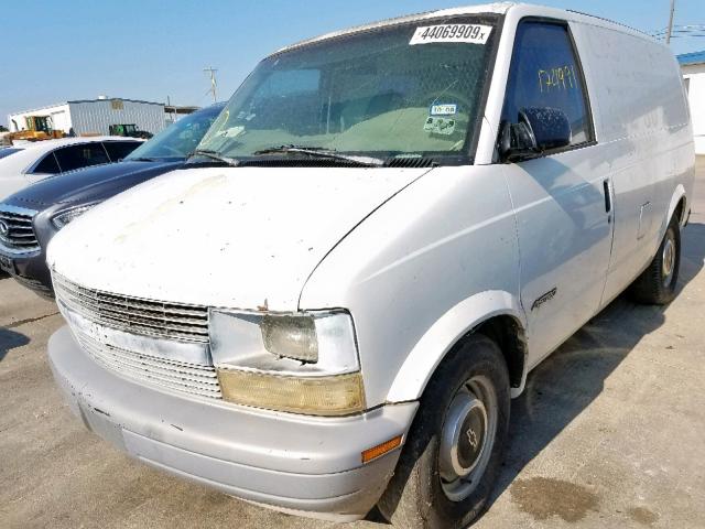 1GCDM19W7XB147109 - 1999 CHEVROLET ASTRO WHITE photo 2