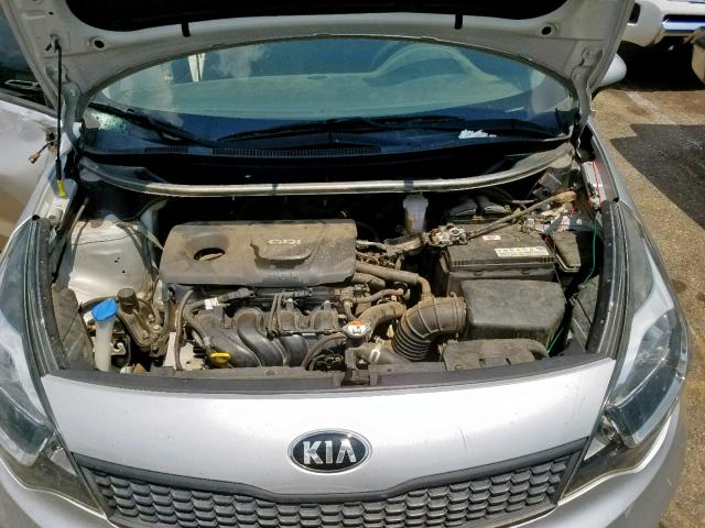 KNADM4A35G6640554 - 2016 KIA RIO LX SILVER photo 7