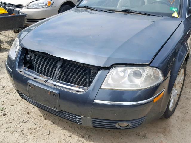 WVWYH63B62E197824 - 2002 VOLKSWAGEN PASSAT GLX GRAY photo 9