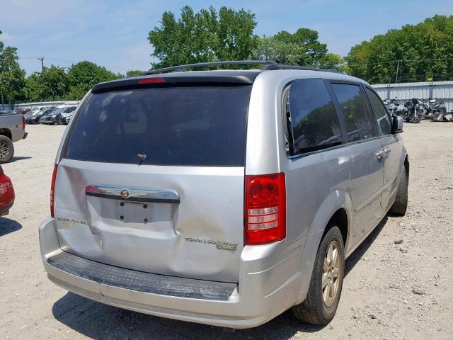 2A8HR54119R673626 - 2009 CHRYSLER TOWN & COU SILVER photo 4