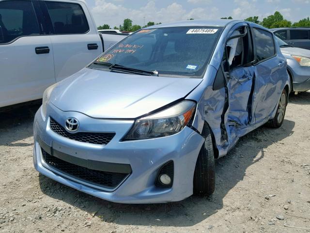 JTDKTUD30ED590020 - 2014 TOYOTA YARIS BLUE photo 2