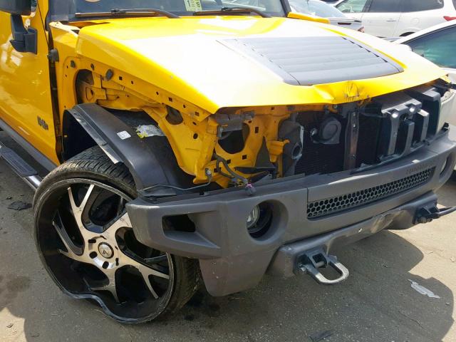 5GTDN136468293624 - 2006 HUMMER H3 YELLOW photo 9