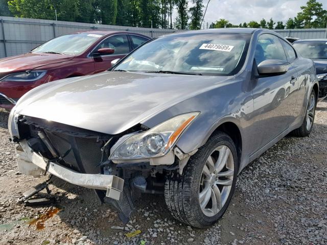 JNKCV64F19M652355 - 2009 INFINITI G37 GRAY photo 2