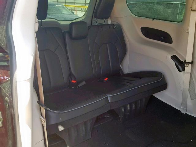 2C4RC1GG4JR132144 - 2018 CHRYSLER PACIFICA L MAROON photo 9