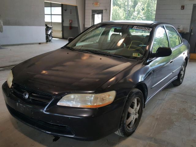 JHMCG5676YC029585 - 2000 HONDA ACCORD SE BLACK photo 2