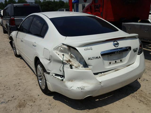 1N4BL2AP2CC135769 - 2012 NISSAN ALTIMA SR WHITE photo 3