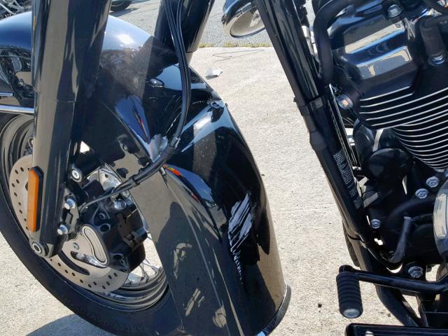 1HD1YAJ24KB070769 - 2019 HARLEY-DAVIDSON FLHC  BLACK photo 9