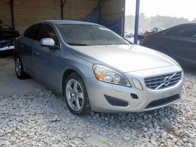 YV1612FS2D2189993 - 2013 VOLVO S60 T5 SILVER photo 1