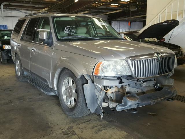 5LMFU28RX4LJ03193 - 2004 LINCOLN NAVIGATOR SILVER photo 1