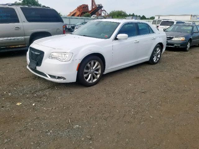 2C3CCARG5HH540367 - 2017 CHRYSLER 300 LIMITE WHITE photo 2