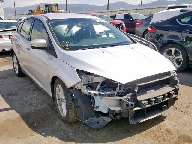 1FADP3K25GL370081 - 2016 FORD FOCUS SE SILVER photo 1