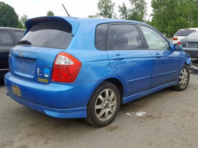 KNAFE161355086316 - 2005 KIA SPECTRA5 BLUE photo 4