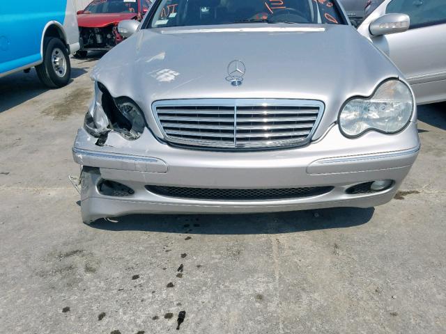 WDBRF64J42F186524 - 2002 MERCEDES-BENZ C 320 SILVER photo 9