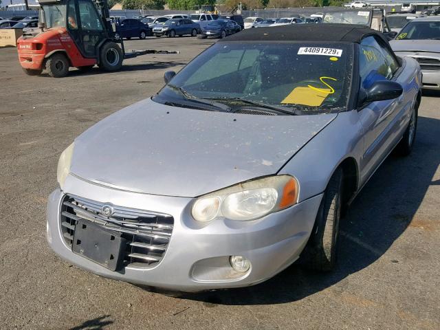 1C3EL55R64N112588 - 2004 CHRYSLER SEBRING LX SILVER photo 2