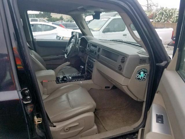 1J8HH48K56C215589 - 2006 JEEP COMMANDER BLACK photo 5