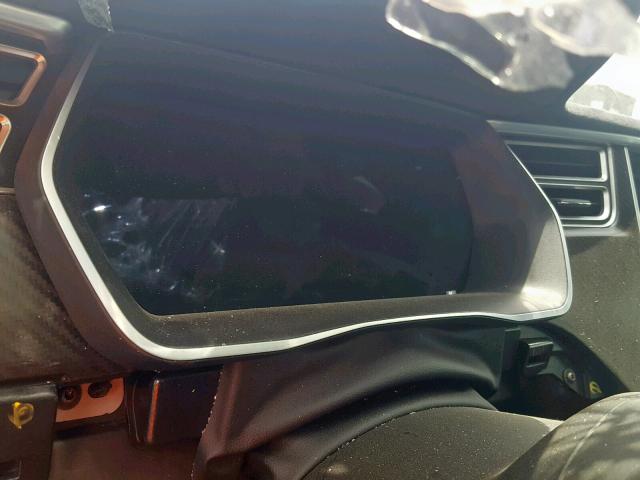 5YJSA1H28EFP66651 - 2014 TESLA MODEL S Արծաթագույն լուսանկար 8